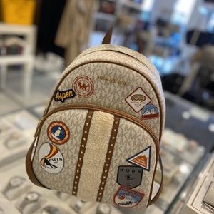 New Michael Kors backpack So beautiful